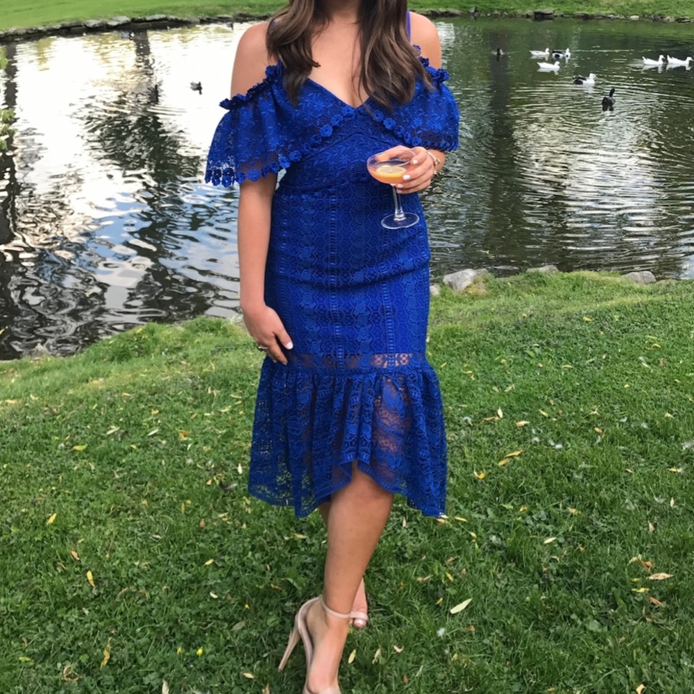 Three floor dress via Bloomingdale’s sz0